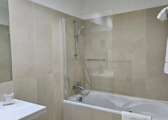 Downtown Bohemian Charm Apartment *