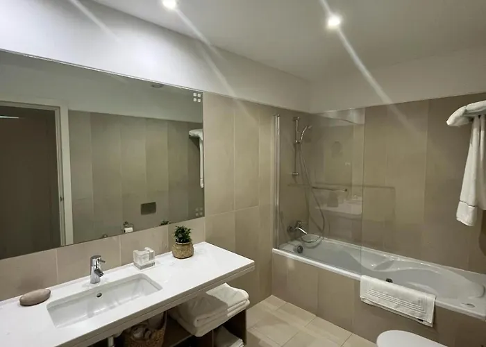 Downtown Bohemian Charm Apartment *