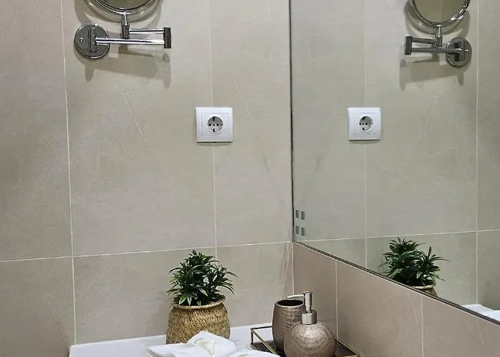 아파트 Downtown Bohemian Charm *